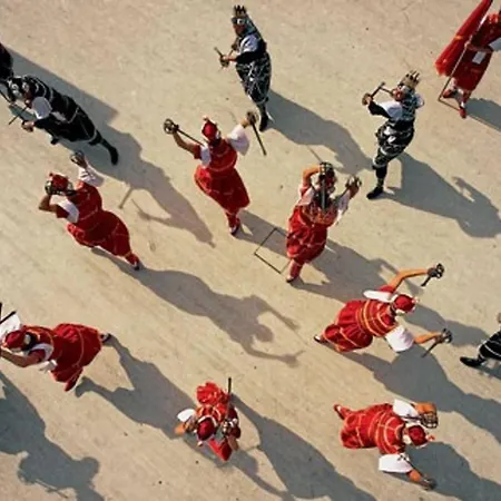 아파트 Driftwood *